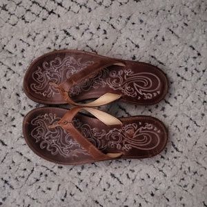 Olukai women's leather beach sandals, size 8